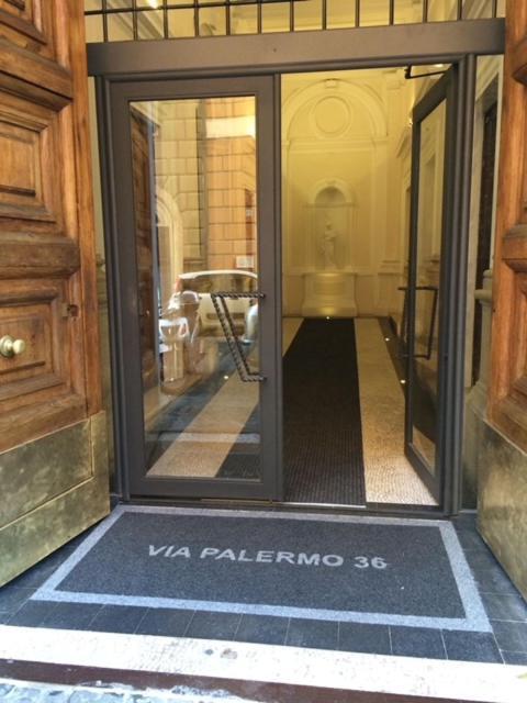 Le Case Di Andrea - Roof Suite Roma Ngoại thất bức ảnh