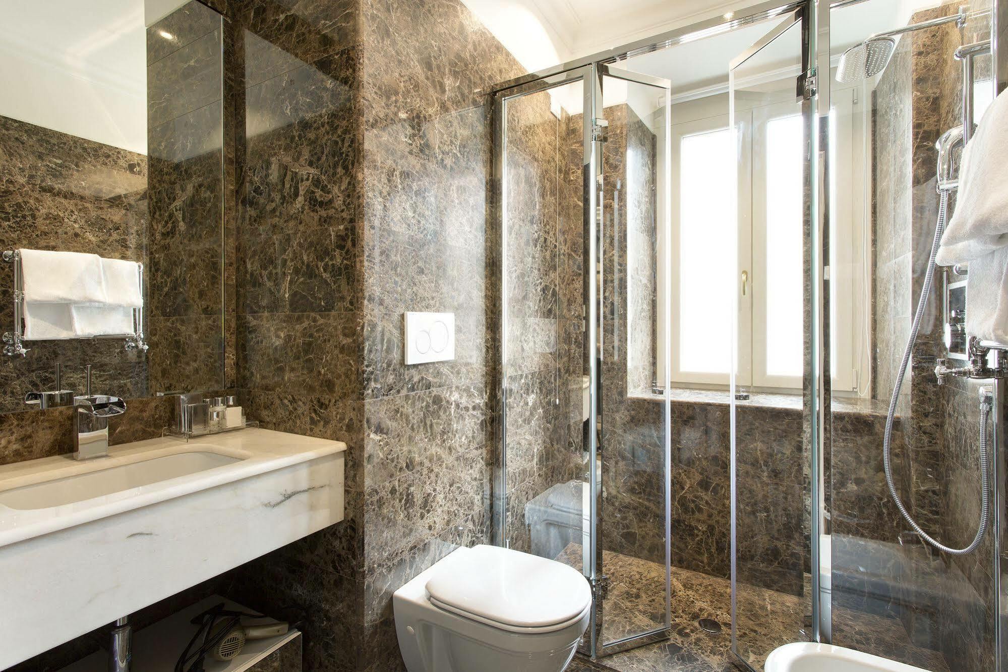 Le Case Di Andrea - Roof Suite Roma Ngoại thất bức ảnh